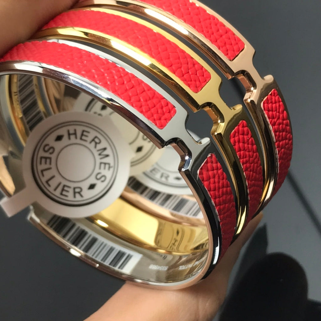18K Olympe Red Hermès Bracelet