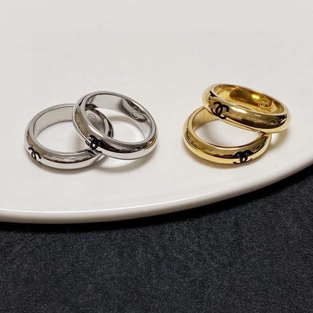 18K Chanel Coco Ring