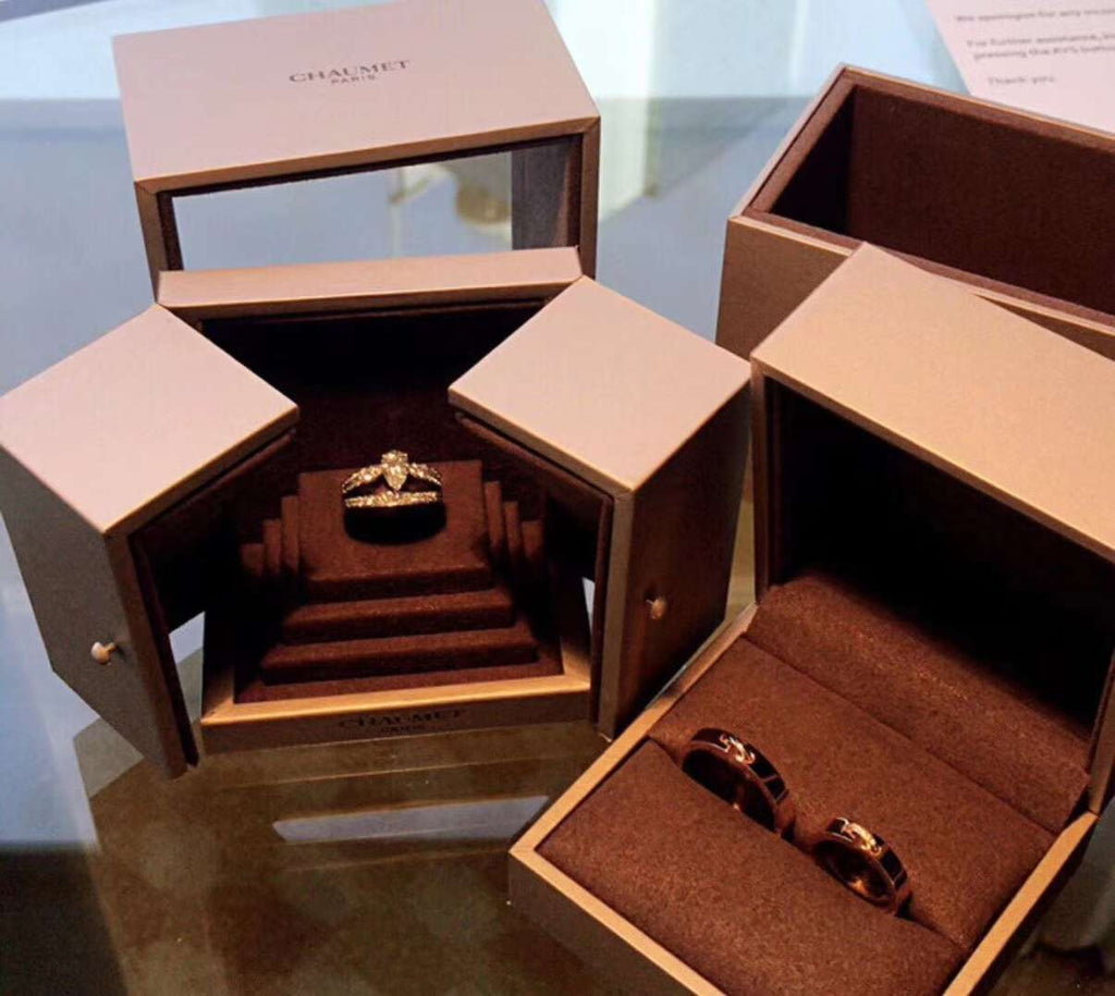 18K Chaumet Josephine Engagement Ring
