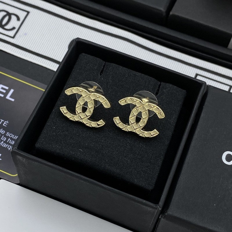 18K Chanel Classic Earrings
