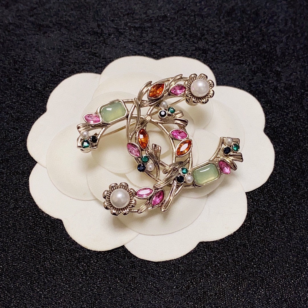 18K Chanel Crystal Flower Brooch