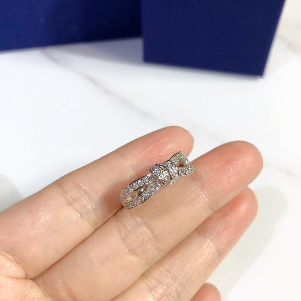 18K Chaumet Diamond Ring