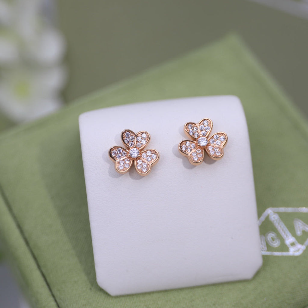 18K Van Cleef & Arpels Frivole Small Model Earrings