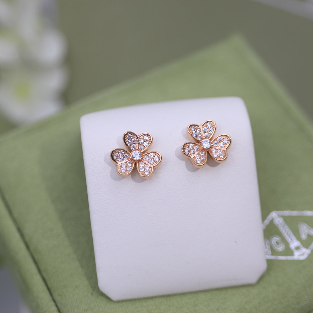 18K Van Cleef & Arpels Frivole Small Model Earrings