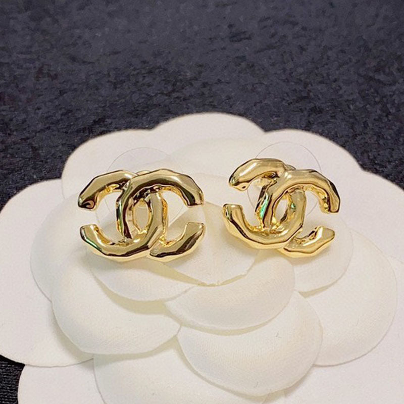 18K Chanel Gold Earrings