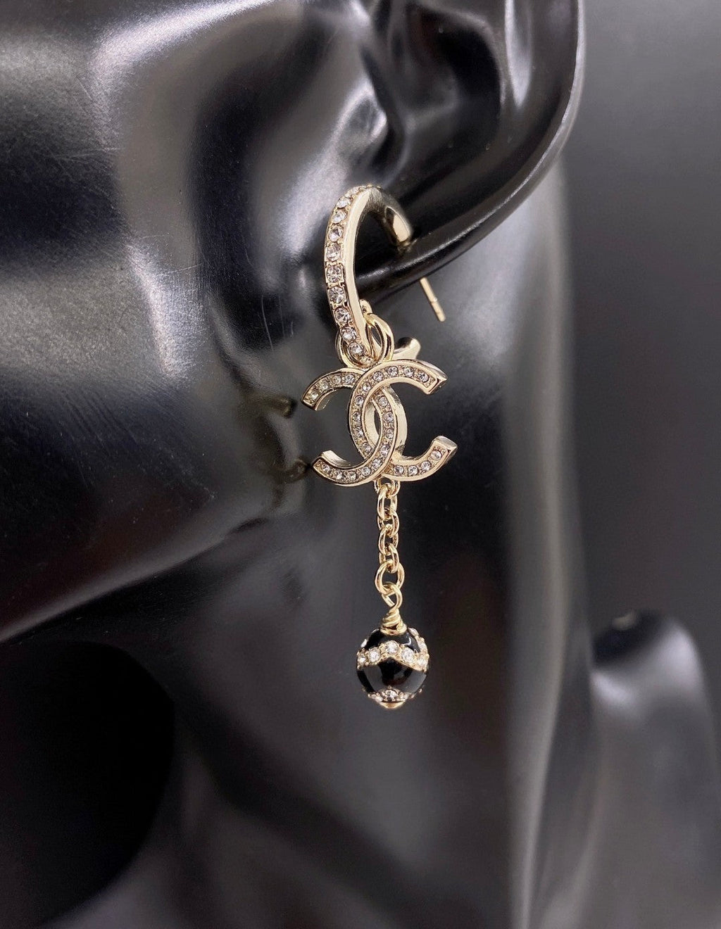 18K Chanel Pearl Long Pendant Earrings