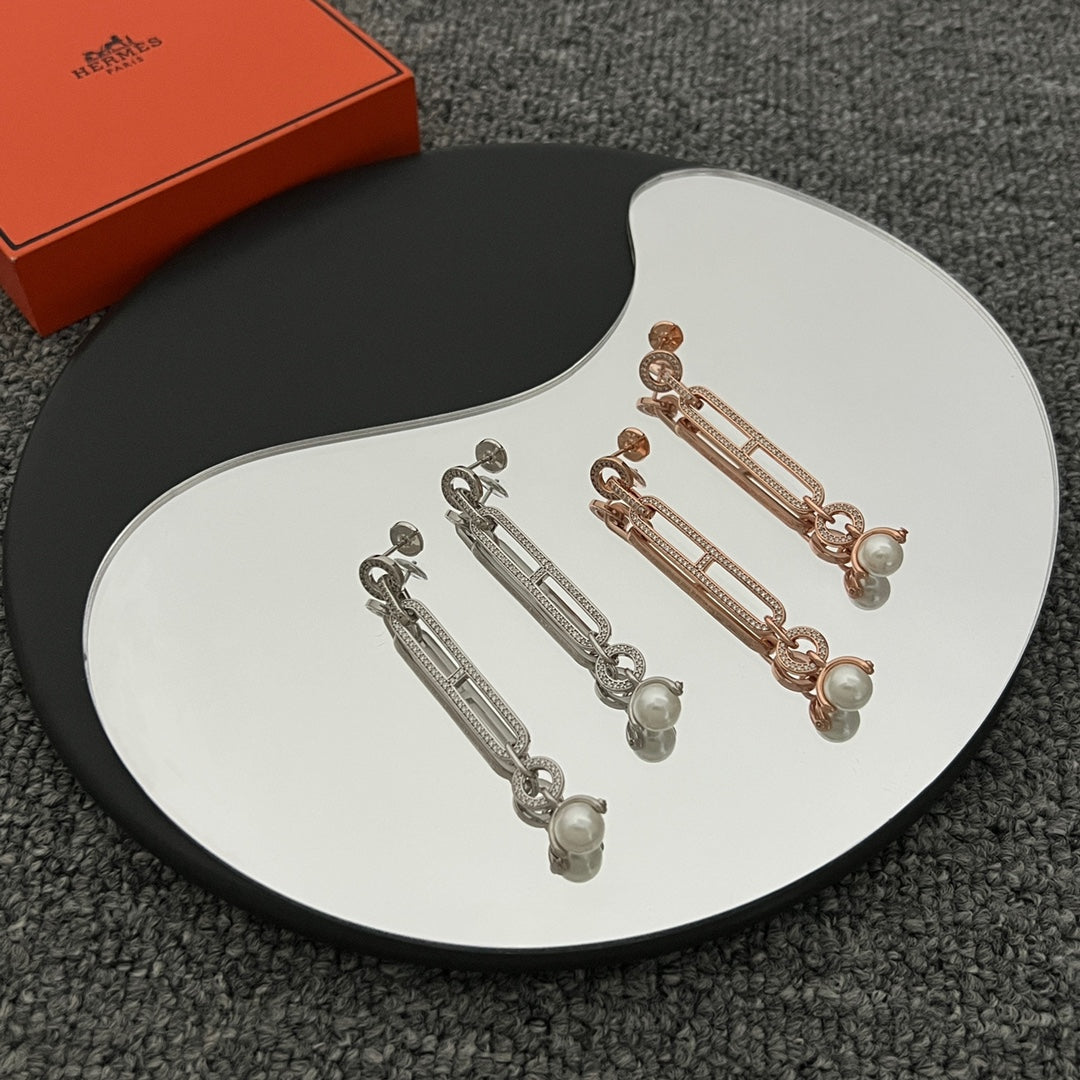 18K Hermès Chandra Diamonds Earrings