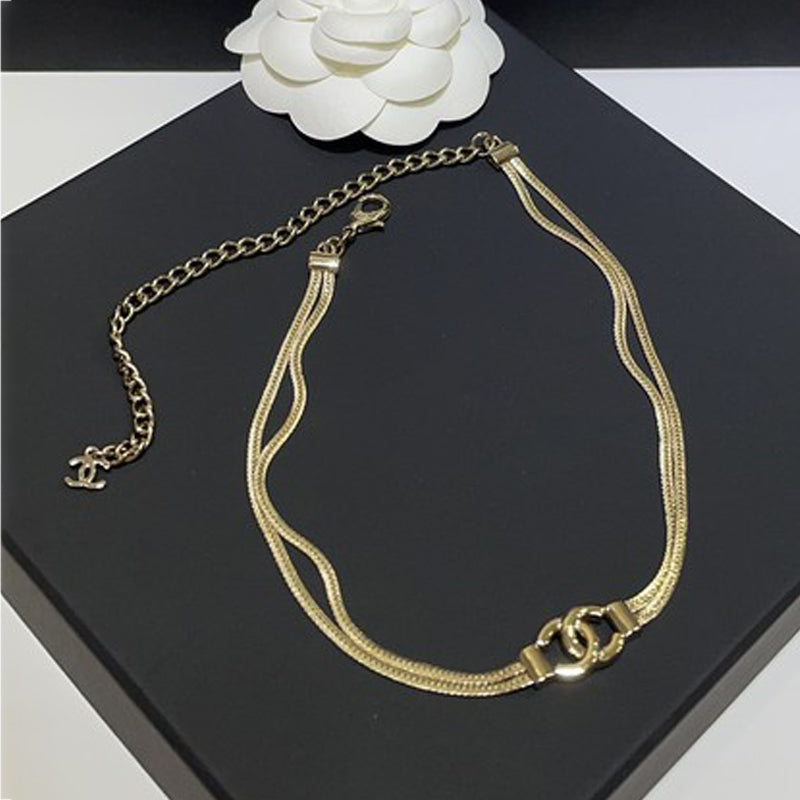 18K Chanel Gold Choker Chain Necklace
