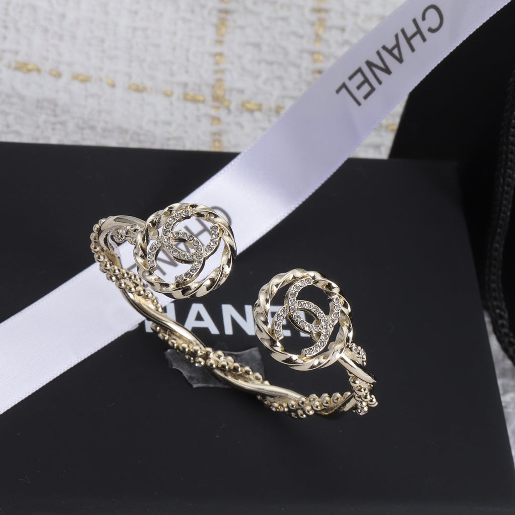 18K Double Chanel Open Bracelet