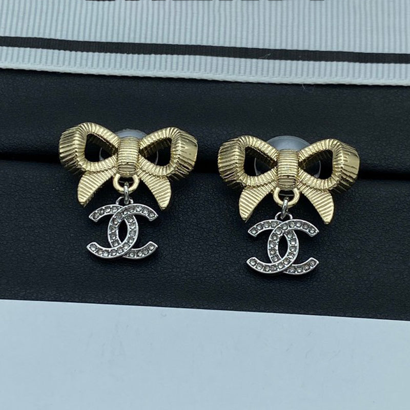 18K Chanel Bow Tie Gold Earrings