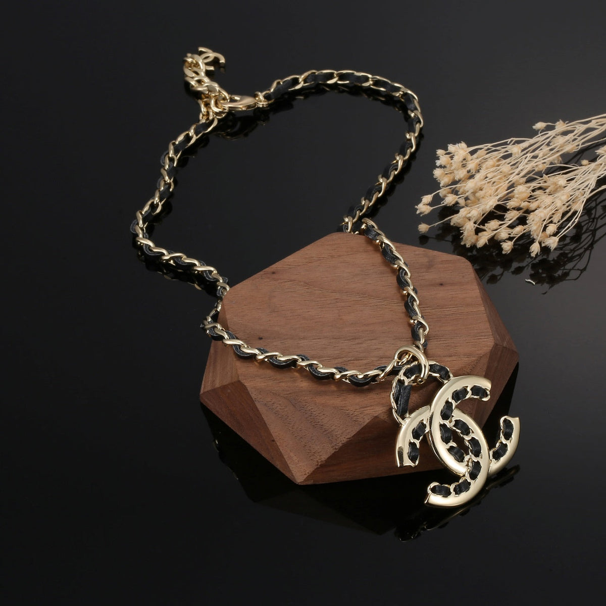 18K Chanel Strass Leather Necklace