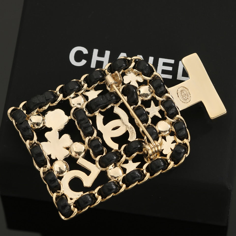 18K Chanel Bottle Strass Brooch