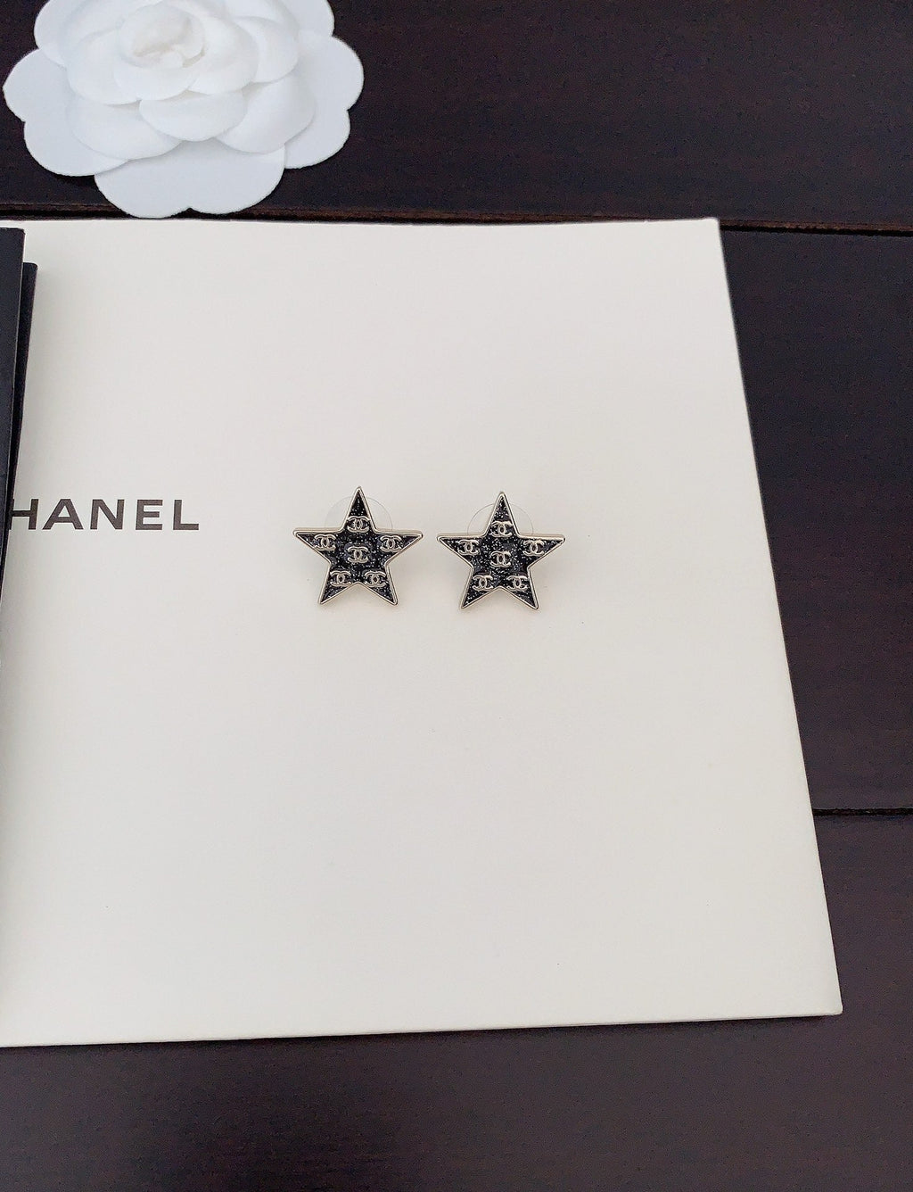 18K Chanel Star Earrings