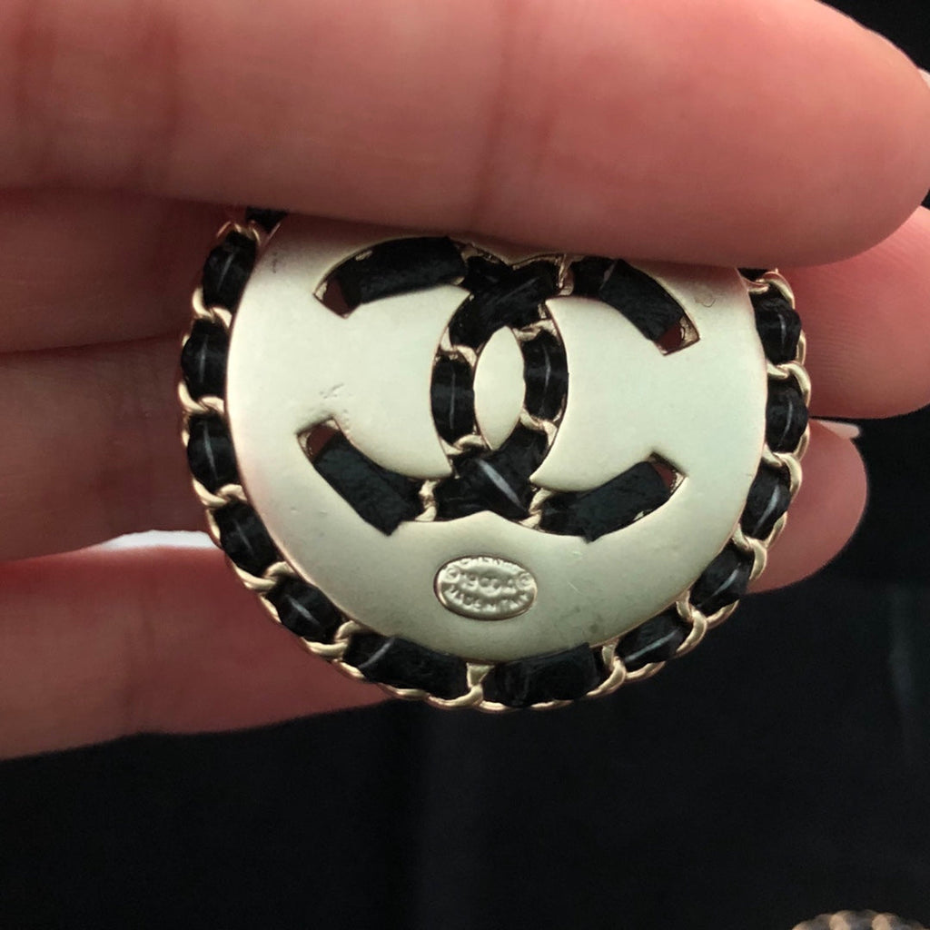 18K Chanel Leather Round Earrings