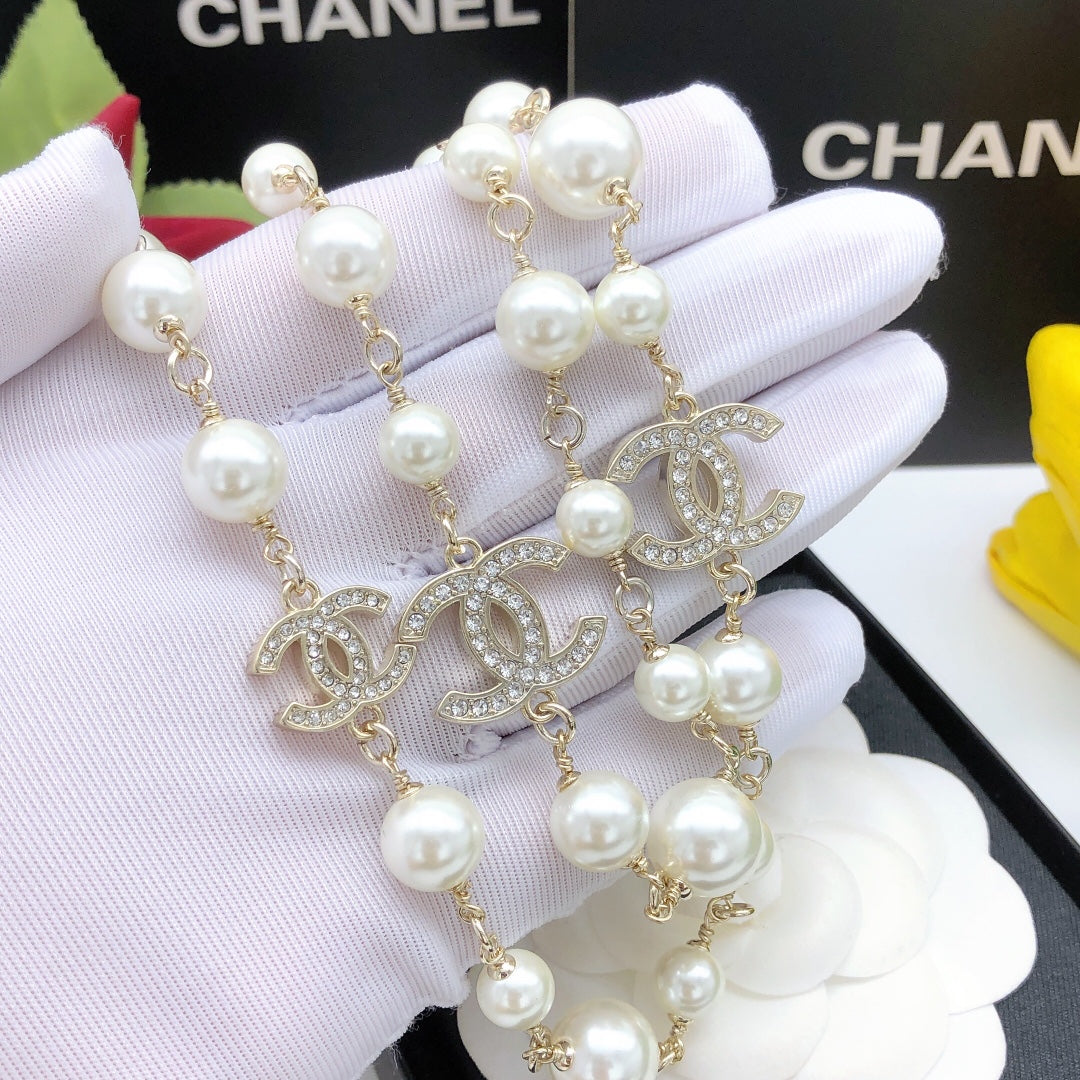 18K Chanel Long Pearls Necklace