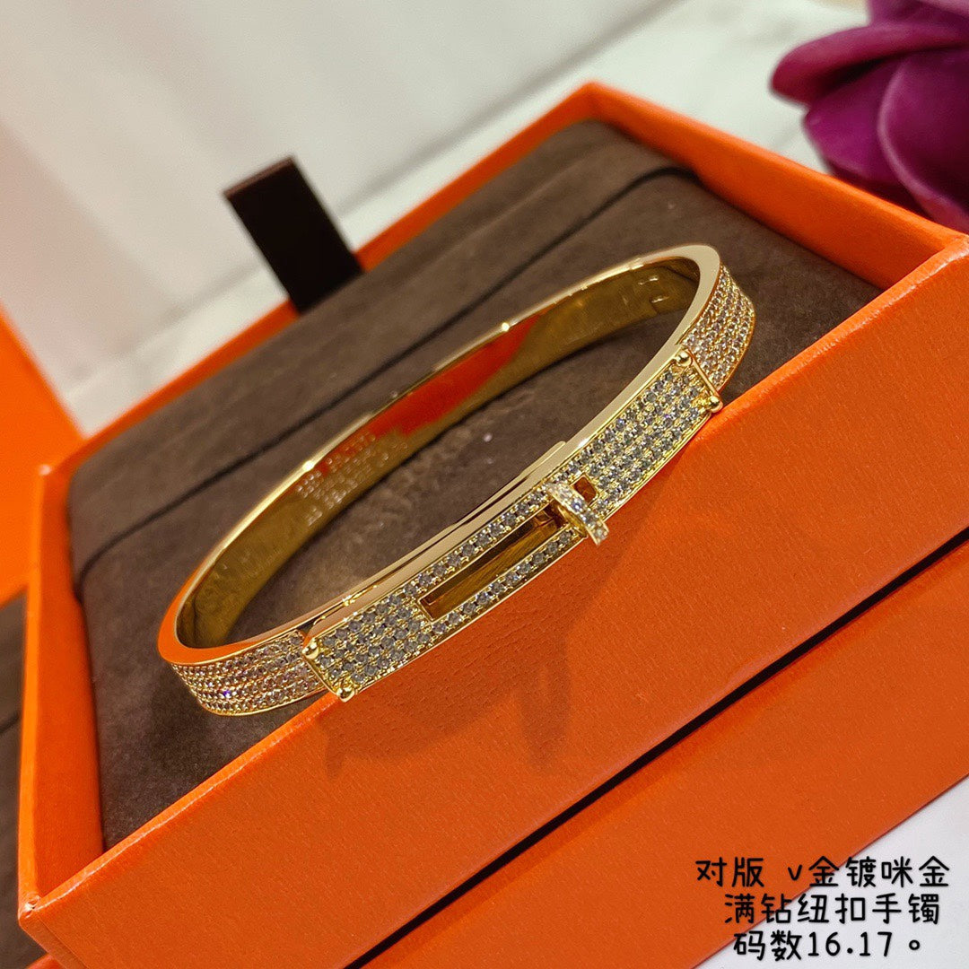 18K Yellow Gold Kelly Diamonds Hermès Bracelet
