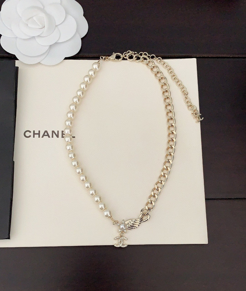 18K Chanel Pearl Chain Choker Necklace