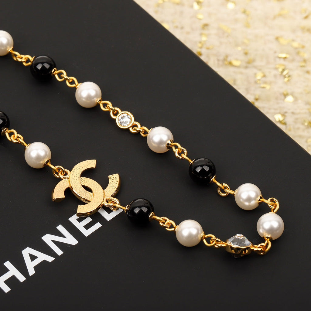 18K Chanel Black Pearls Necklace