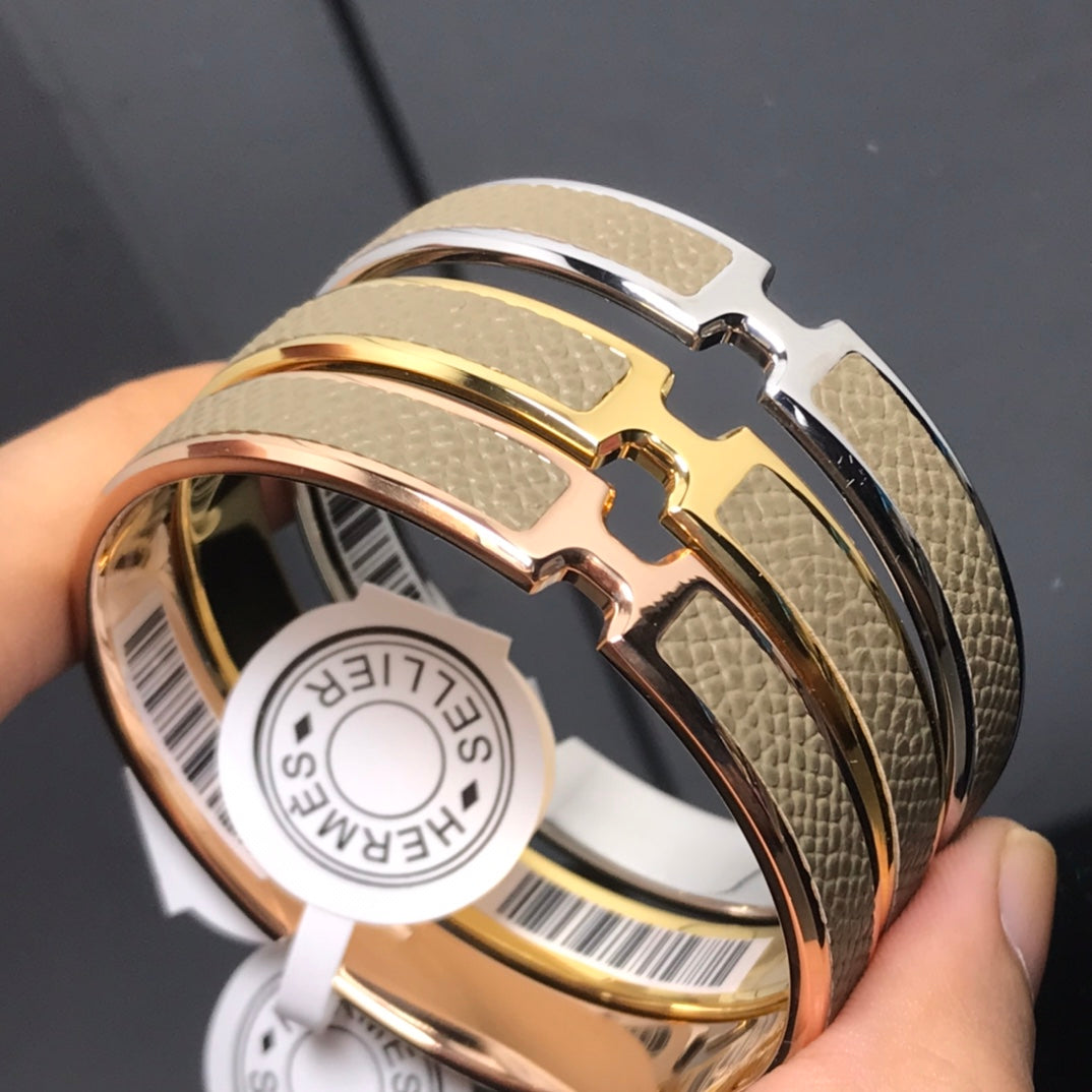 18K Olympe ¨¦toupe Hermès Bracelet