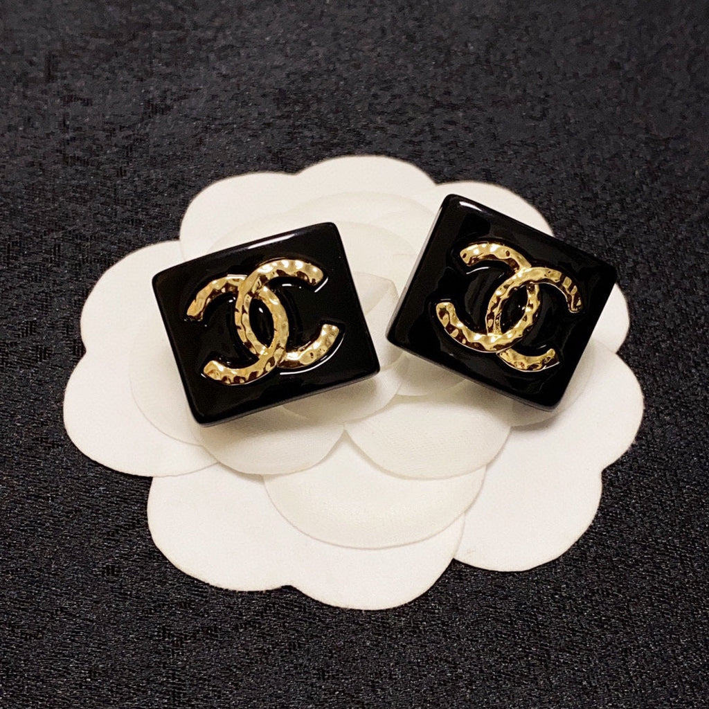 18K Chanel Black Resin Square Earrings