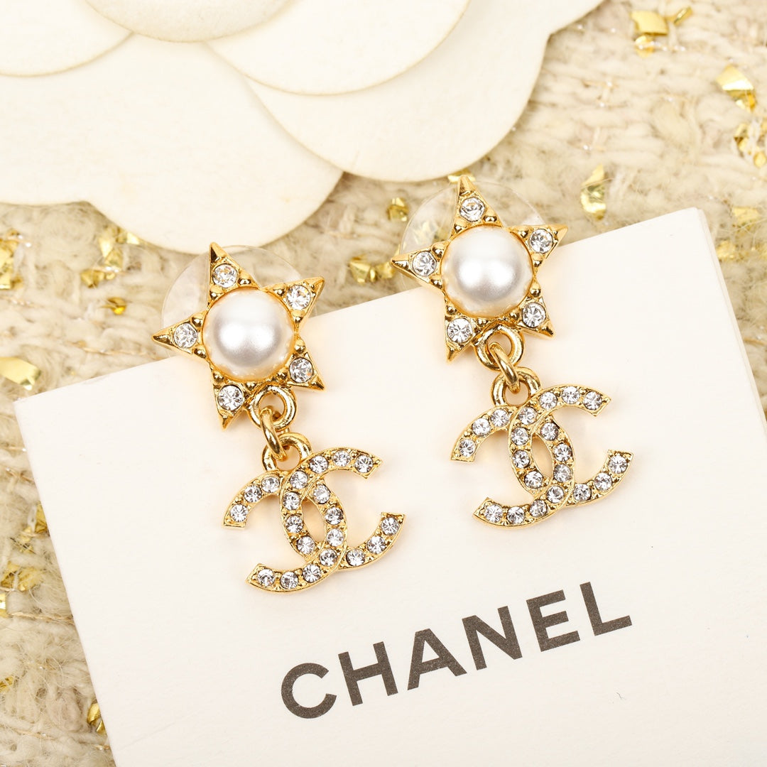 18K Chanel Star Crystals Earrings