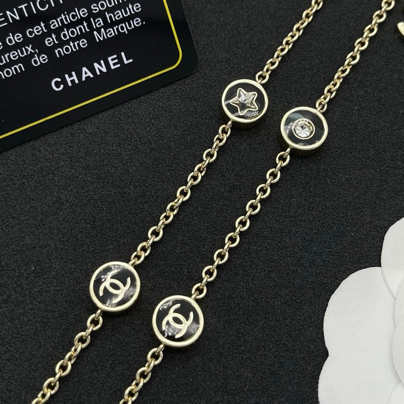 18K Chanel Star Gold Necklace