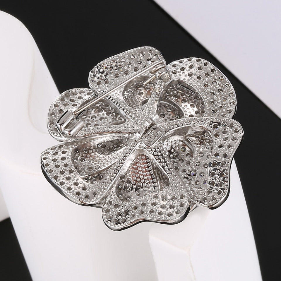 18K Chanel Camellia Diamonds Brooch