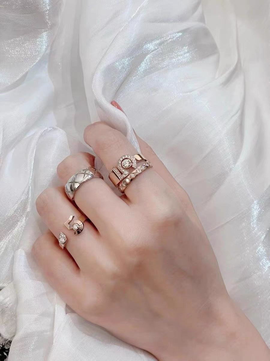18K Chanel No.5 Ring