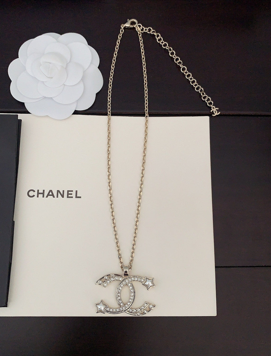 18K Chanel Star Choker Necklace