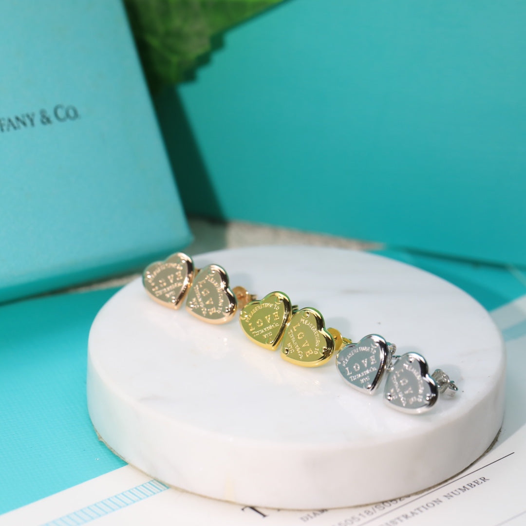 18K Return to Tiffany & Co. Love Earrings