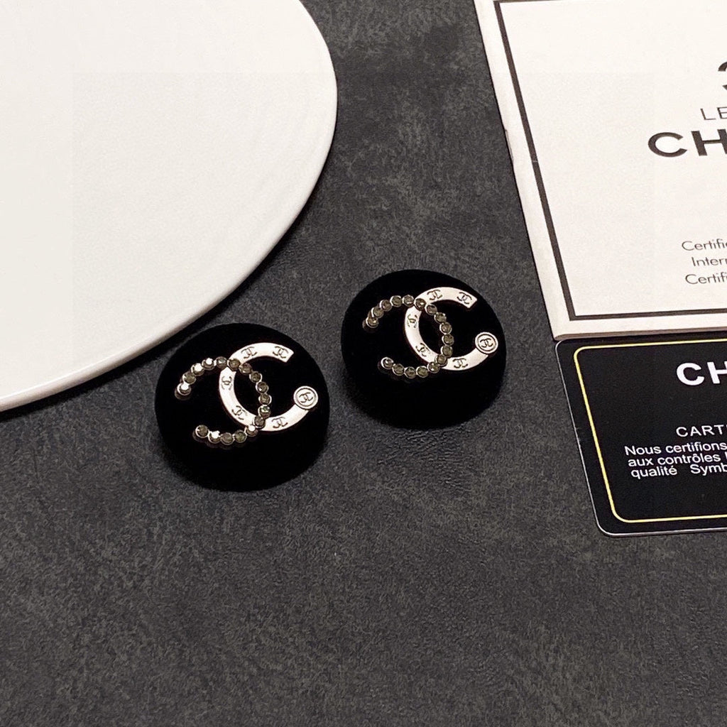 18K Chanel Black Resin Crystals Earrings