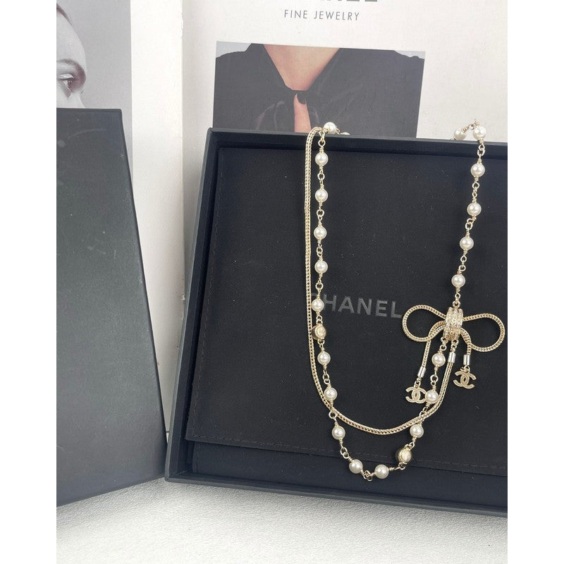 18K Chanel Bow Tie Pearl Necklace