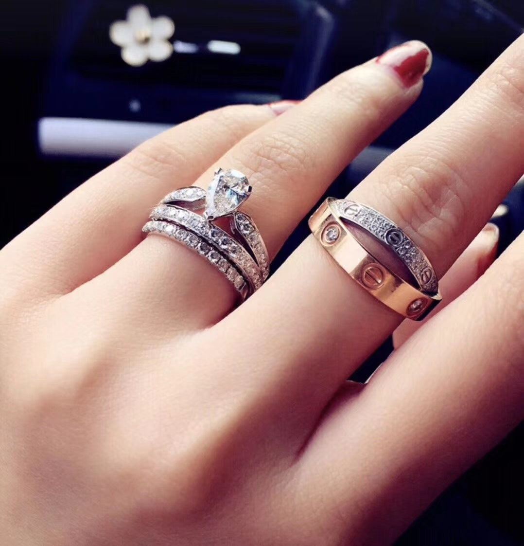18K Chaumet Josephine Engagement Ring