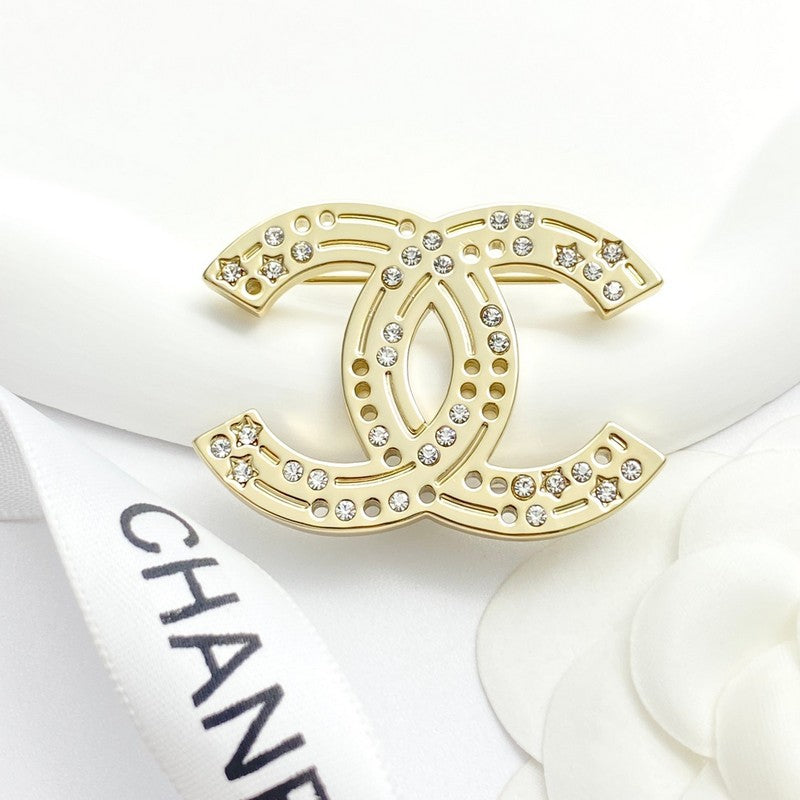 18K Chanel 24A Diamond Gold Brooch