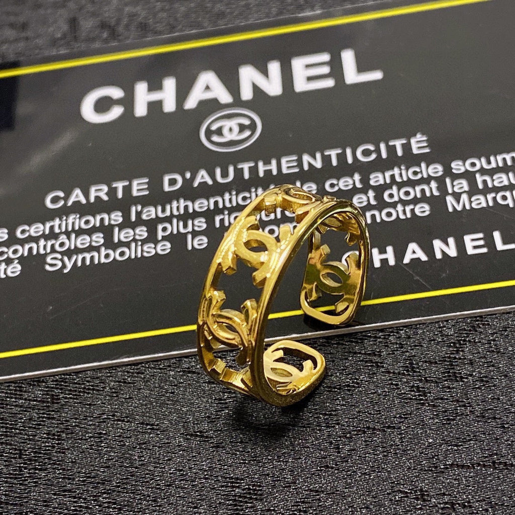 18K Chanel Vintage Openwork Ring