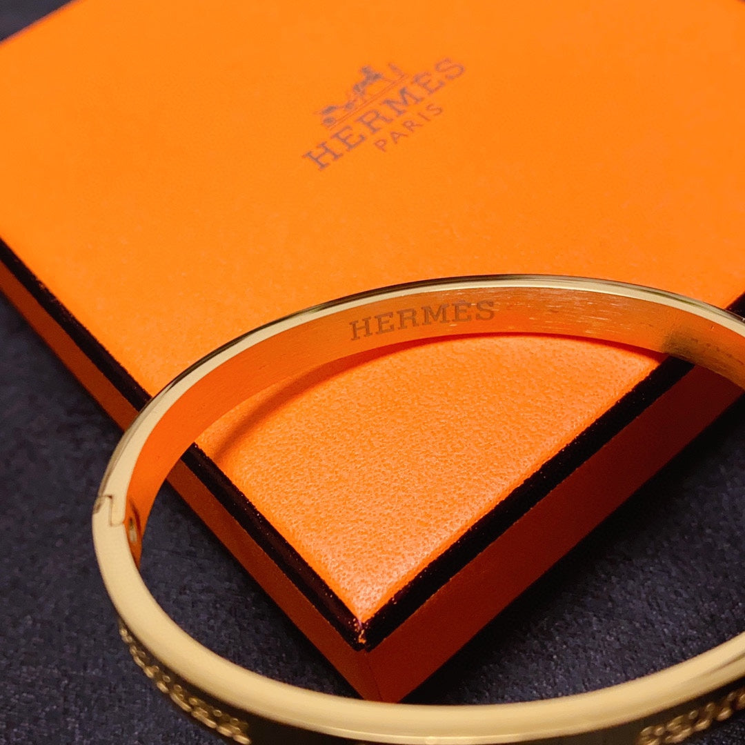 18K Hermès Bracelet
