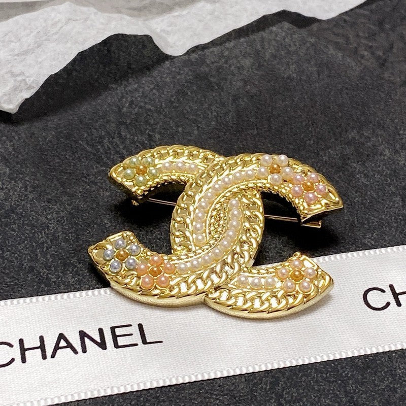 18K Chanel Pearl Gold Brooch
