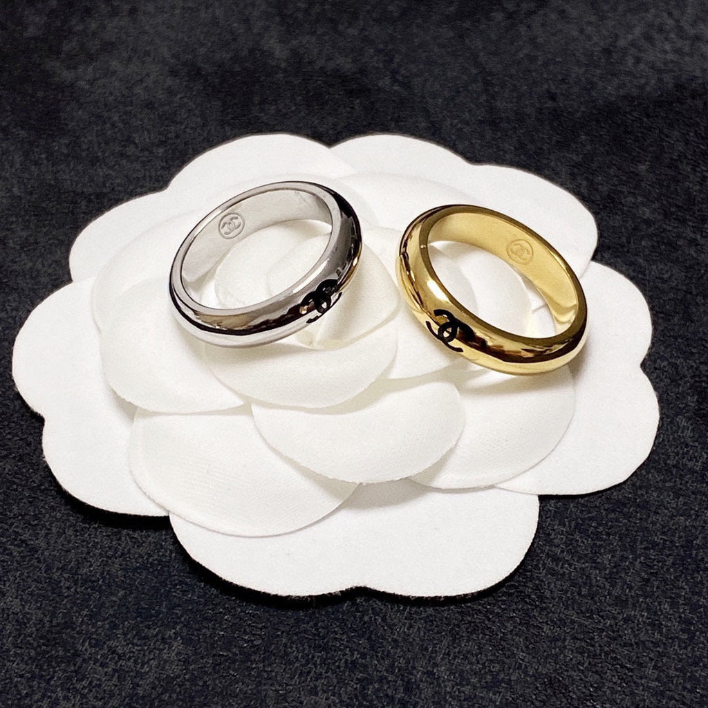 18K Chanel Coco Ring