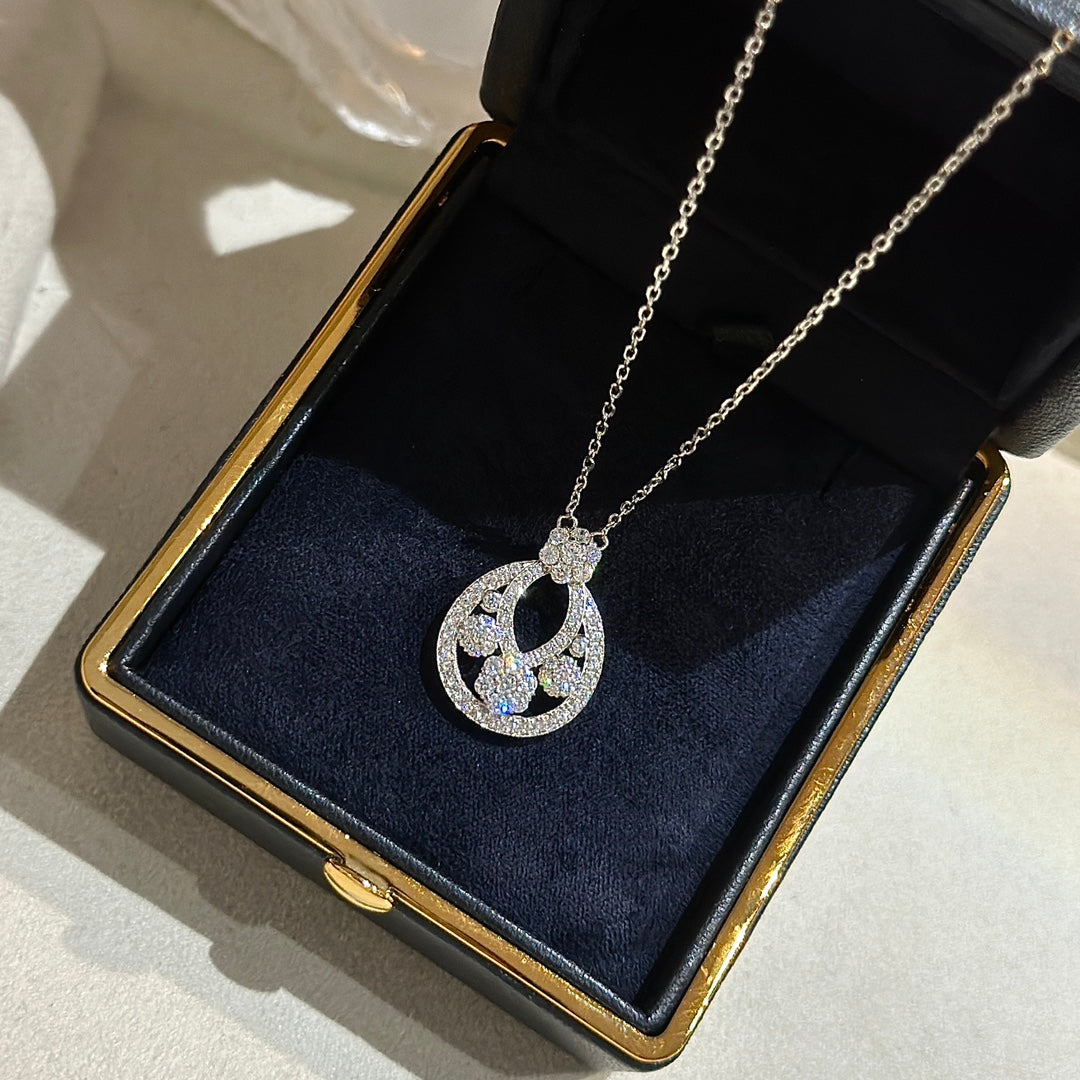 18K Van Cleef & Arpels Snowflake Necklace