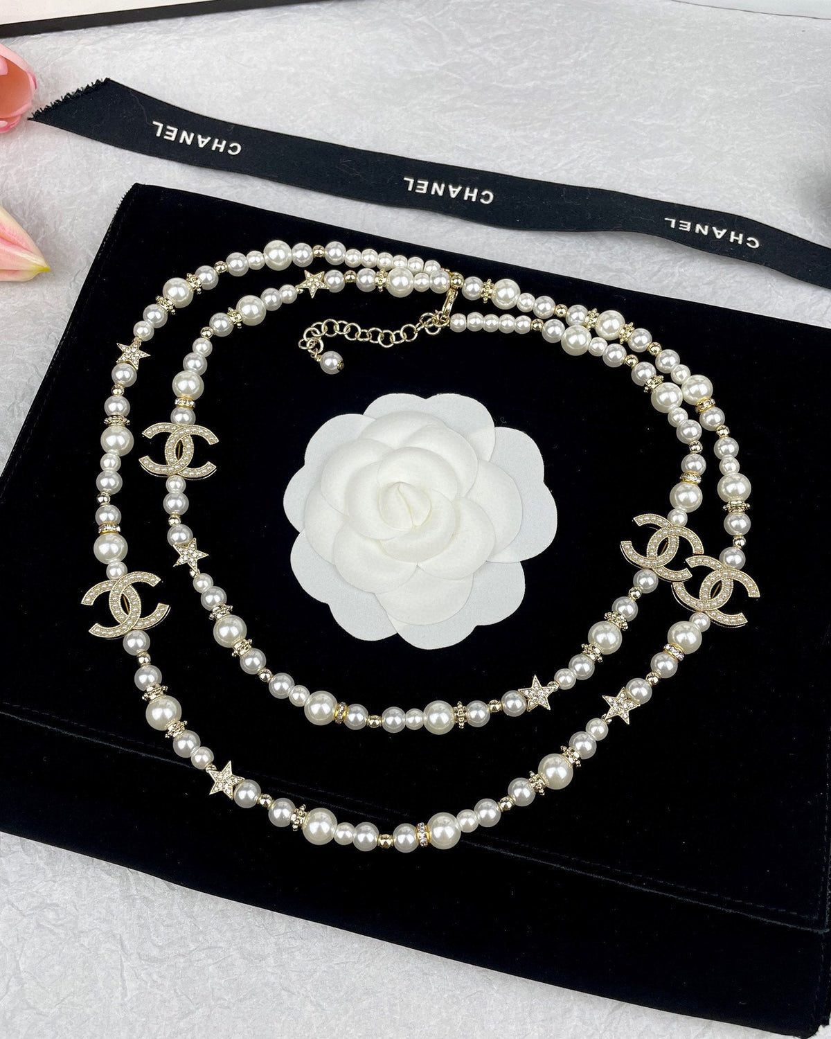 18K Chanel Pearls Necklace