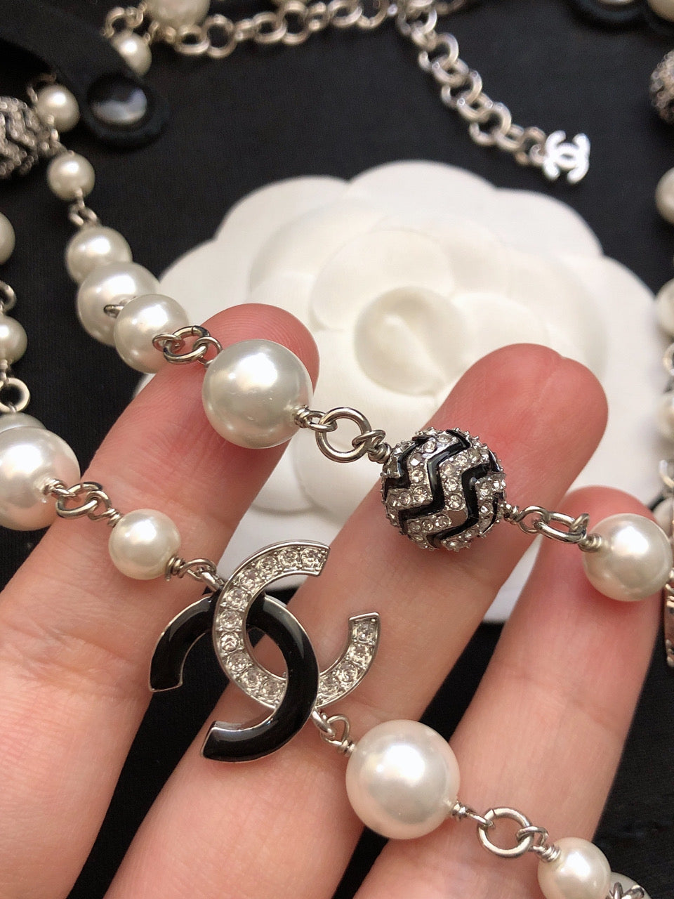 18K Chanel Star Pearls Long Necklace