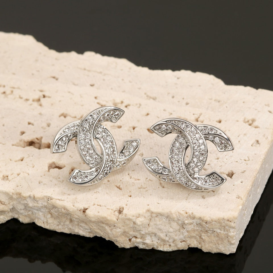 18K Chanel Diamonds Earrings