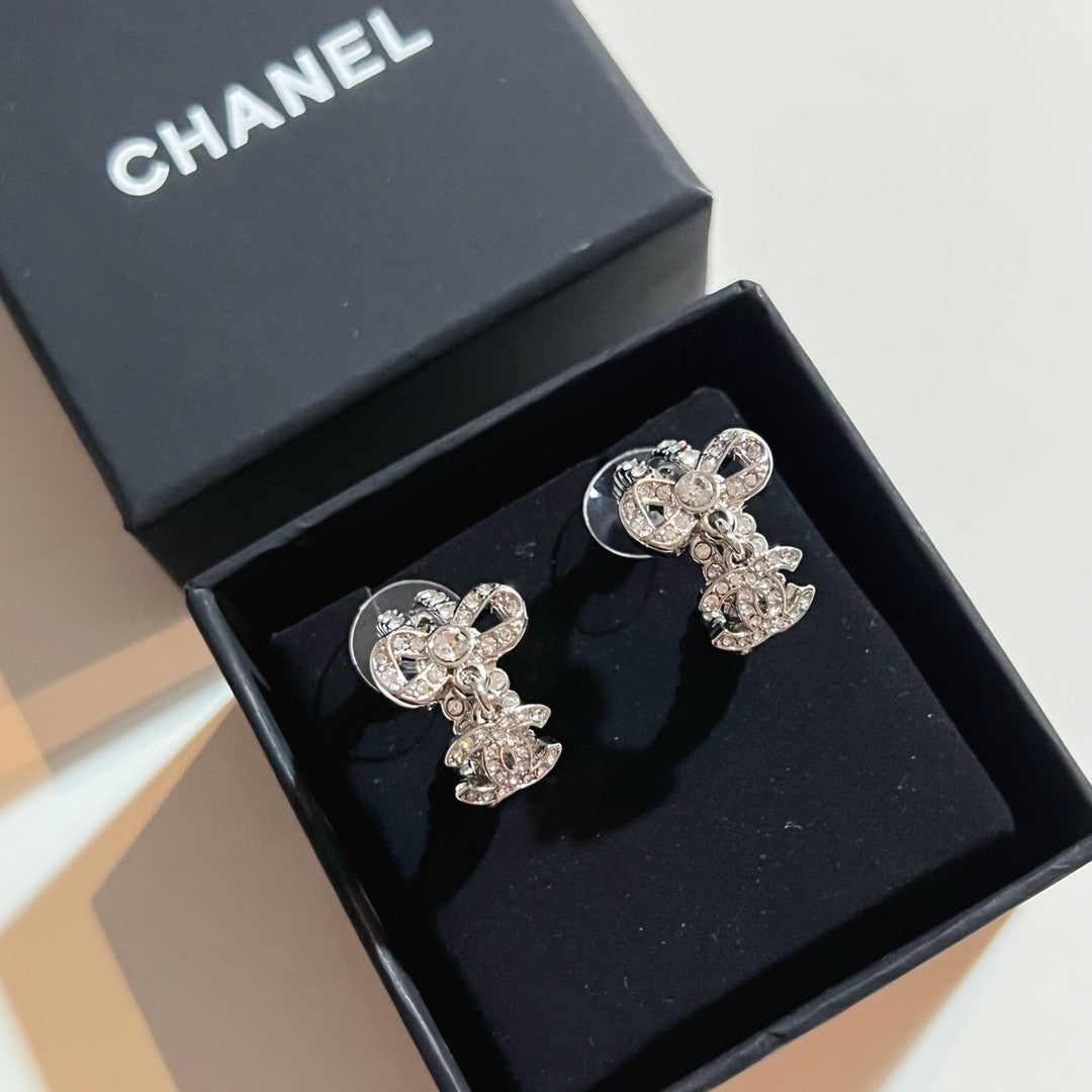 18K Chanel Diamond Pendant Earrings