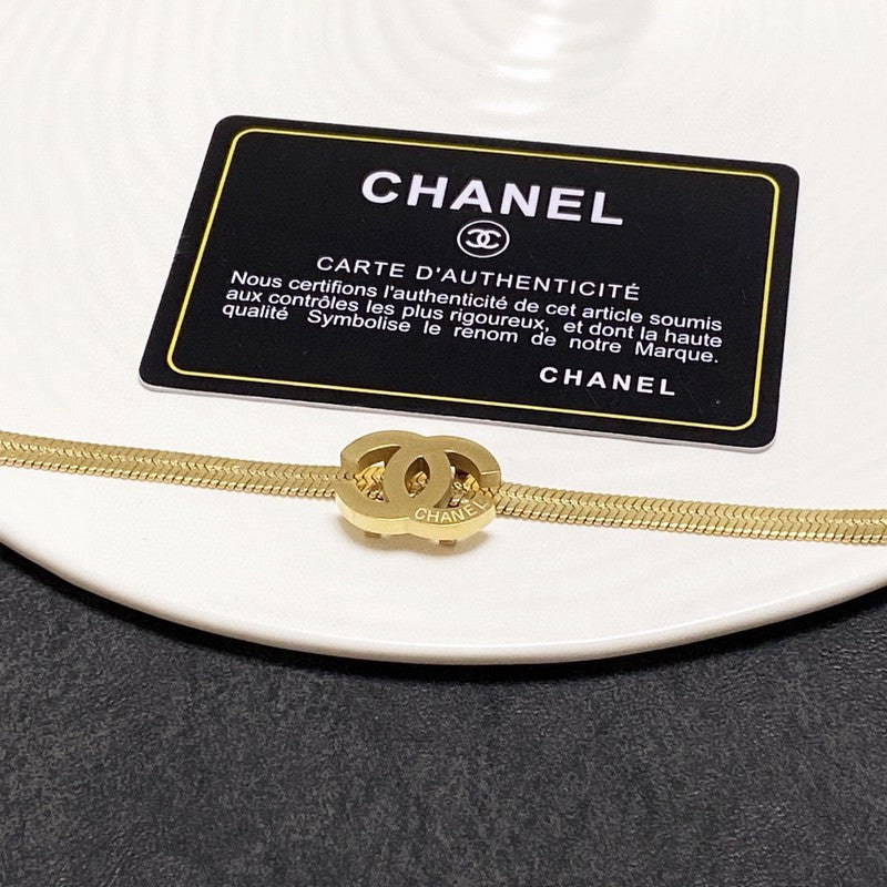 18K Chanel Gold Choker Necklace
