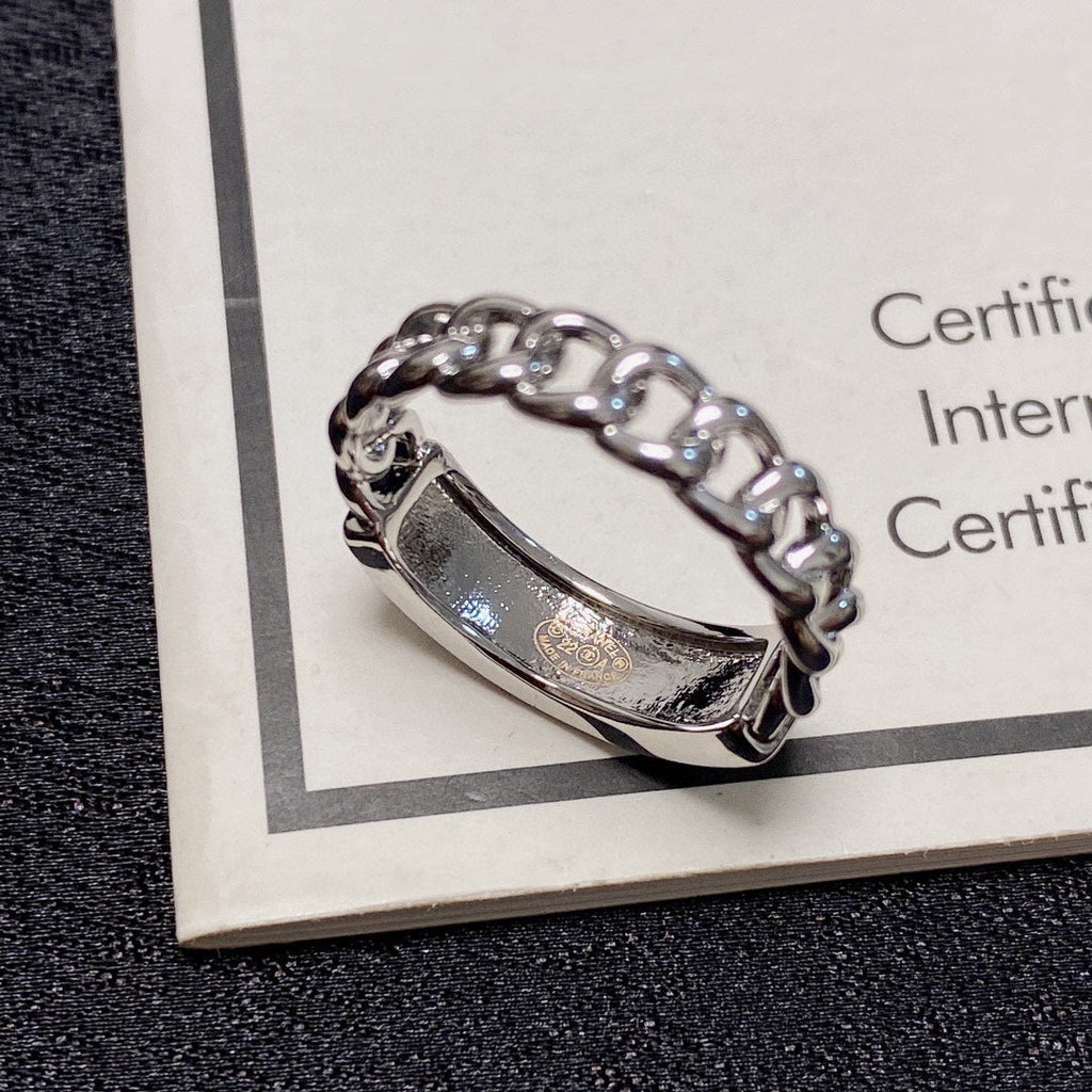18K Chanel Chain Link Ring