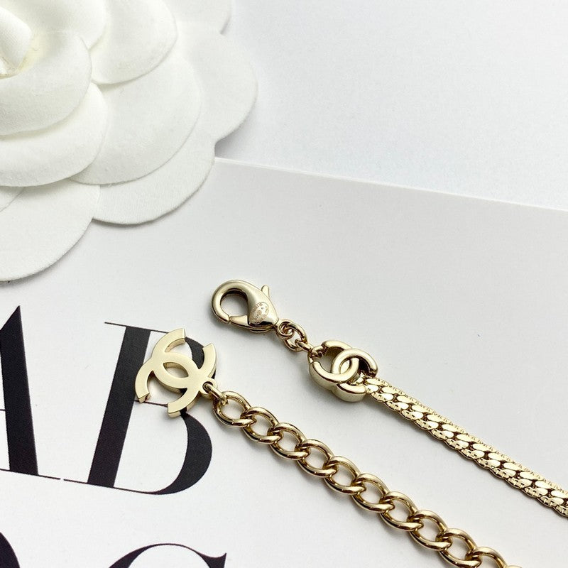 18K Chanel Chain Necklace