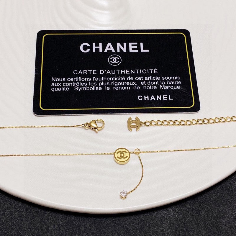 18K Chanel Gold Necklace
