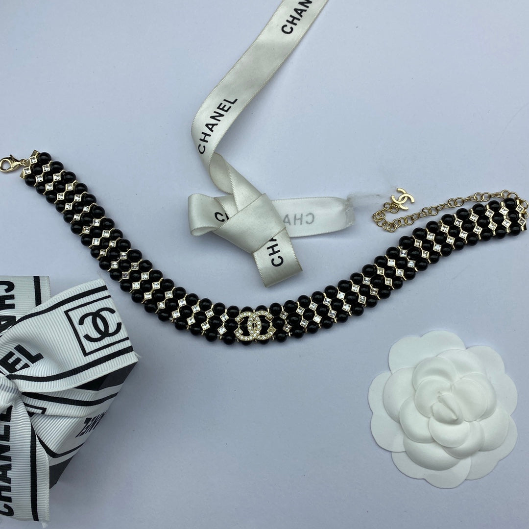 18K Chanel Strass Choker Necklace