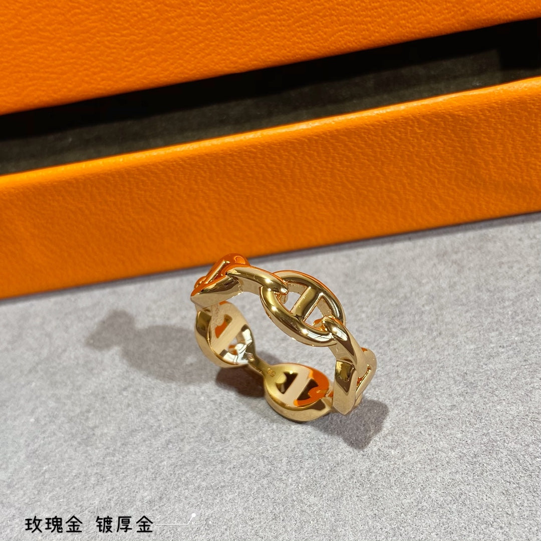 18K Chaine D'Ancre Enchainee Hermès Ring