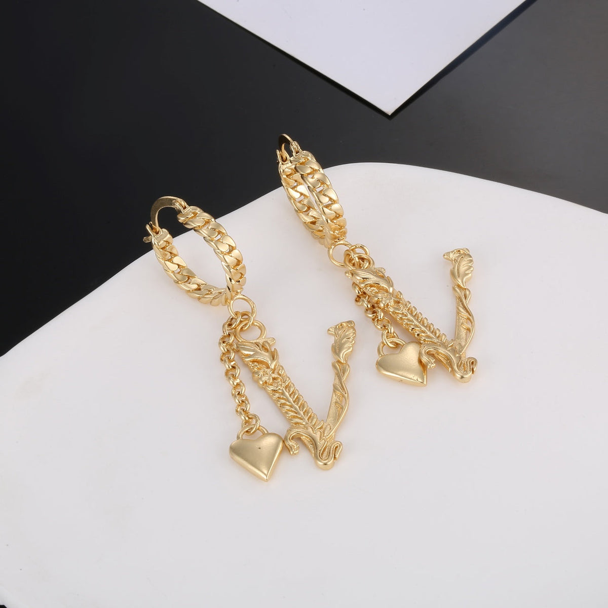 18K Valentino Heart Long Earrings